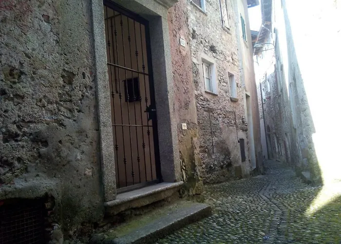 Casa Valli * Лезено